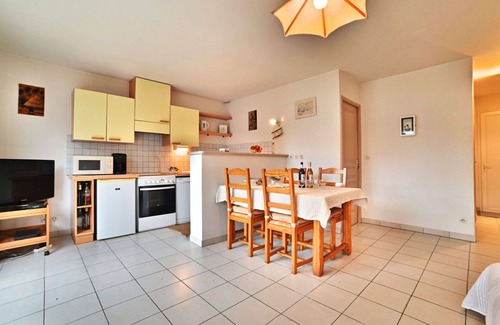 Domino House | Beautiful private villa for 5 guests with WIFI, TV, terrace and pets allowed