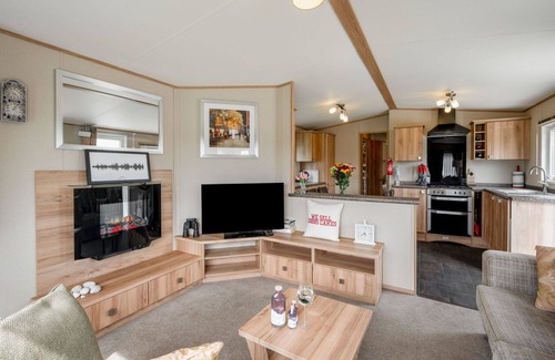 Nairn House | Beautiful private villa for 4 people with WIFI, pool, TV, terrace and pets allowed