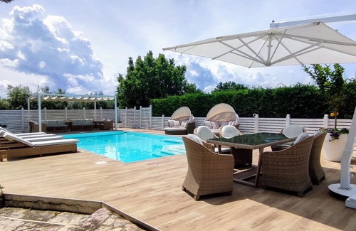 Vasto Villa | Beautiful private villa for 10 people with private pool, A/C, WIFI, TV and panoramic view