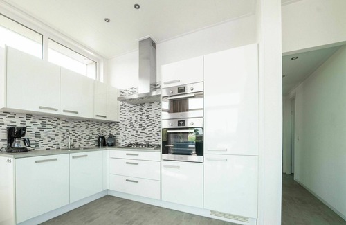 Biddinghuizen House | Beautiful private villa for 6 people with pool, WIFI, TV and terrace