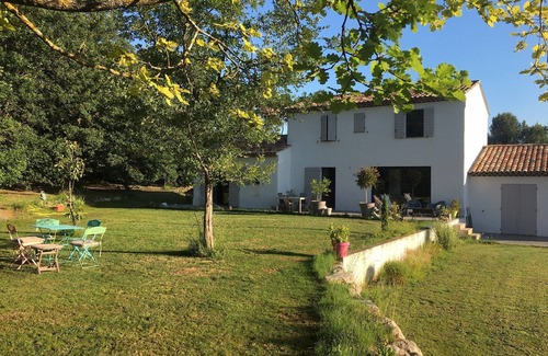 Cabries House | Beautiful Provencal pool house 4000 m2 of land in the countryside