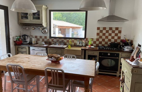 Laudun House | Beautiful quiet house with pool