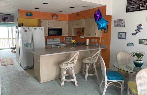 North Topsail Beach House | Beautiful relaxing place at the beach six houses from the beach and on the sound