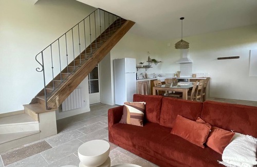 Monein House | Beautiful renovated farmhouse in the countryside