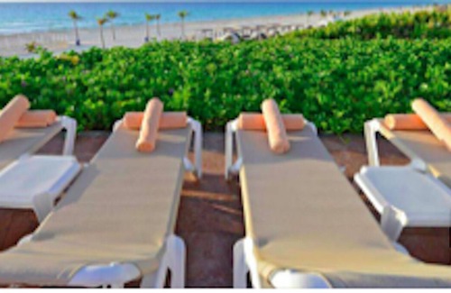 La Isla Resort | Beautiful resort vacation studio suite