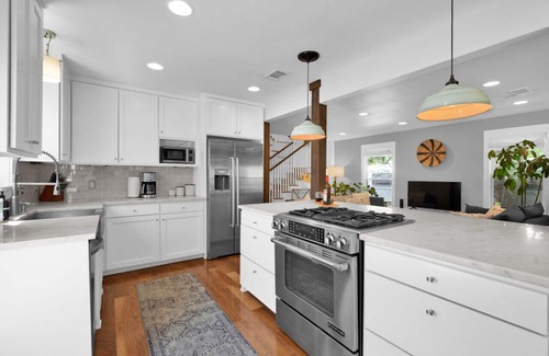 Clarksville House | Beautiful + Roomy Home | Close to Everything