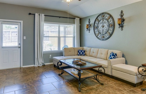 Solana Ridge House | Beautiful San Antonio Home w/ 75" TV & King Bed