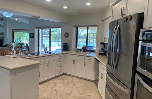 Bee Ridge House | Beautiful Sarasota home with pool and lake view