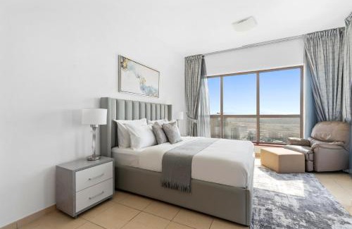 Dubai Marina Apartment | Beautiful Sea and Marina View - Premium 2BR in JBR