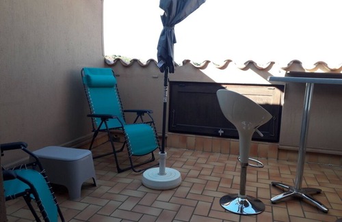 Collioure Apartment | Beautiful sea view duplex with terrace, garage