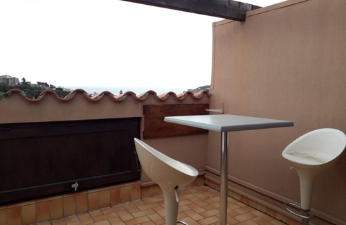 Collioure Apartment | Beautiful sea view duplex with terrace, garage
