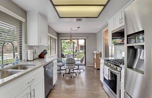 Cathedral City House | Beautiful Semi-Detached Townhouse in Cathedral City