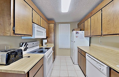 Litchfield by the Sea Condo | Beautiful Shipyard Village A38, Oceanfront with Shaded Balcony