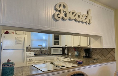 Fort Walton Beach Condo | Beautiful Side Views of Gulf with Community Pool, Beach Service