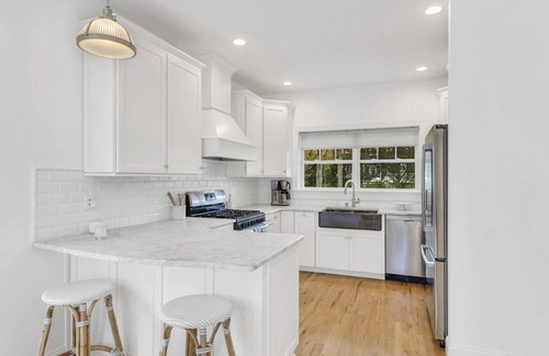 Southampton House | Beautiful Southampton Home Minutes from Beaches, Nature Preserve, Golf.