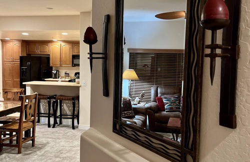 Desert Ridge Condo | Beautiful Southwestern Condo in a gated community with a Prime Location