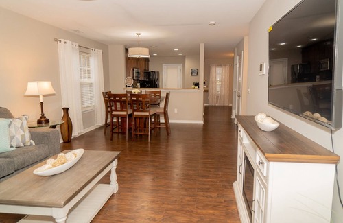 Southeast Raleigh House | Beautiful spacious 4 bedroom house , sleeps 10+