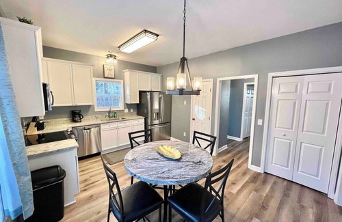Wilmington House | Beautiful, Spacious, Hidden Gem In Heart of ILM