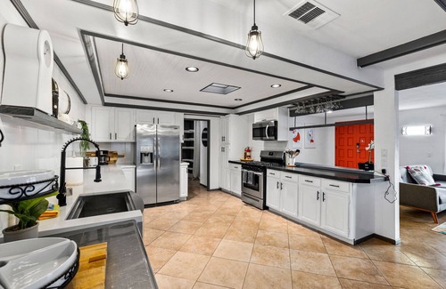 Racquet Club South House | Beautiful, Spacious, Amazing Amenities -Pool & Spa