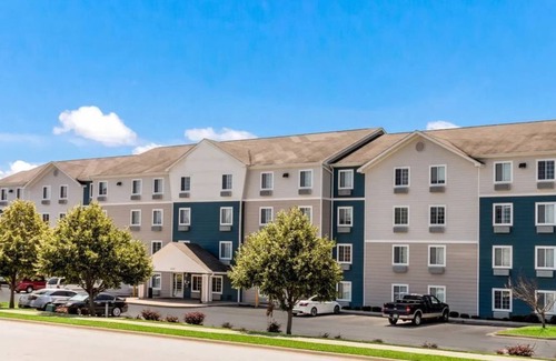 Sanford Apartment | Beautiful Studio apartment (418147) by Houzlet