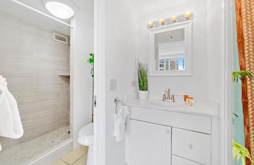 Waikiki Apartment | Beautiful Studio in the Heart of Vibrant Waikiki