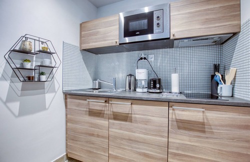 La Villette Apartment | Beautiful Studio Near The Canal De L'ourcq