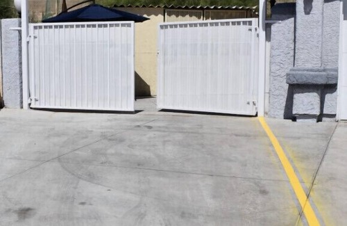 Paradise Apartment | Beautiful suited with separate entrance
