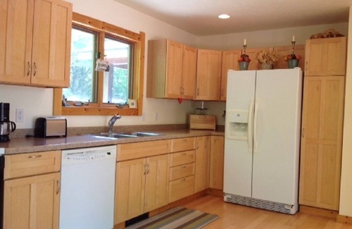 Lake Leelanau House | Beautiful Summer Home near Leland and Sleeping Bear National Lake Shore