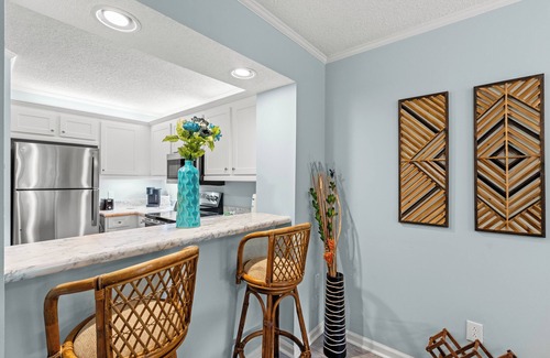 Myrtle Beach Condo | Beautiful tennis villa in a private community + Free Attraction Tickets!