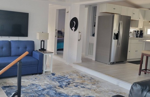 Iona House | Beautiful Three Bedroom, 2 bath located home located minutes from the beach.