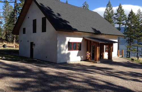 Finley Point House | Beautiful timber frame Finley Point home, lake frontage. High speed internet.