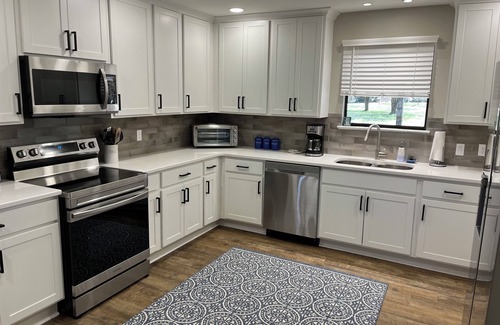 Winchester House | Beautiful Tims Ford Lake house. Boat available