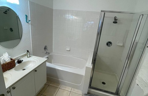 Orlando House | BEAUTIFUL TOWN HOUSE NEAR THE PARKS! AND DOWNTOWN!