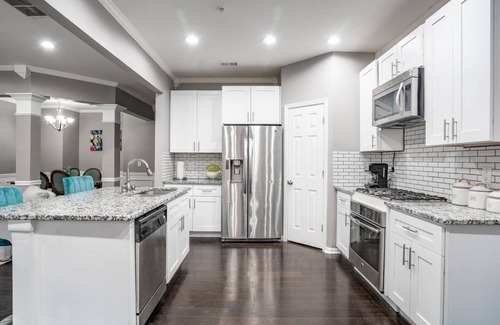 Marietta House | Beautiful townhome near Braves Stadium