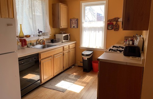 Dorchester House | Beautiful Townhouse 2 Bdr, 2 Bath+Parking