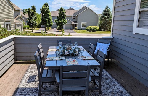 Seven Springs House | Beautiful Townhouse in The Villages of 7 Springsn