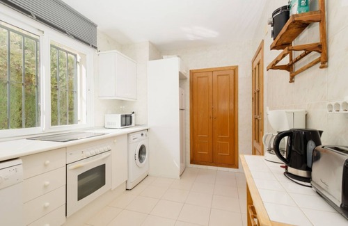 Marbella Ski Chalet | Beautiful townhouse walking distance to the beach in Costabella, Marbella