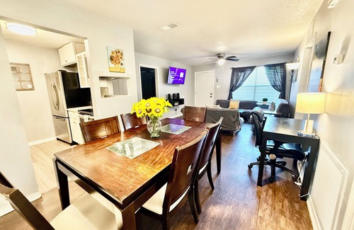 South Side Apartment | Beautiful Two bedroom two bath first floor apartment,20 minutes to beach