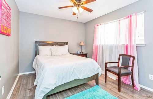 Sharpstown Condo | Beautiful, two-bedroom Condo and private garage