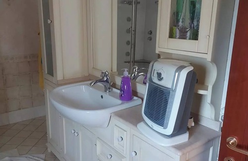 Assemini Apartment | Beautiful two-room apartment, bright is very spacious, with equipped terrace