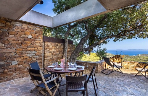 Cap Benat House | Beautiful villa for 6 guests with WIFI, TV and terrace