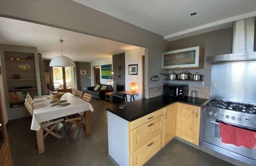 Bormes-Les-Mimosas Villa | Beautiful villa with sea view, 2.5km from the beach, in the heart of nature