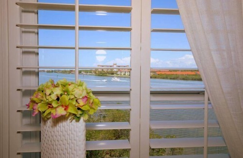 Indian Shores Condo | Beautiful Views! Water front! Two Bedrooms and Two Baths with free wifi and beach equipment