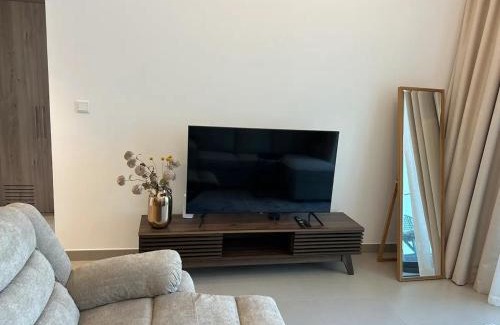 Dubai Apartment | Beautiful view, fully-equipped apartment