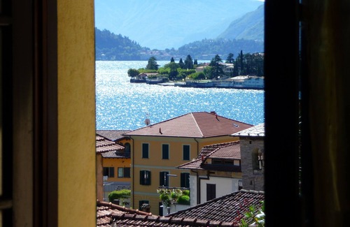 Menaggio Apartment | Beautiful view of the lake and mountains, free WiFi, calm.