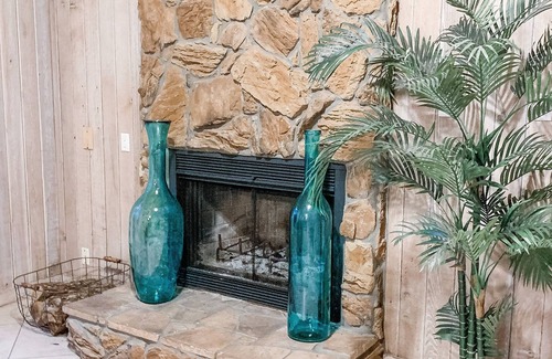 Cedar Lane House | Beautiful views and lots of fun activities!