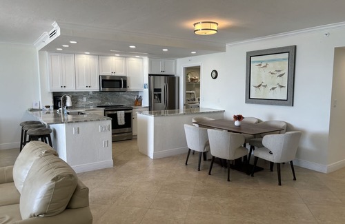 Marco Island Condo | Beautiful views from 6th floor condo on the beach!