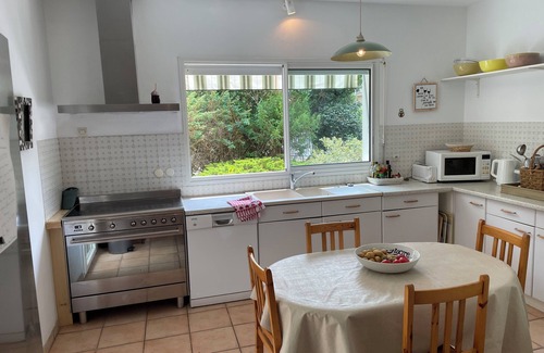 Pyla-sur-Mer Villa | Beautiful villa near the beach with garden and pool facing south