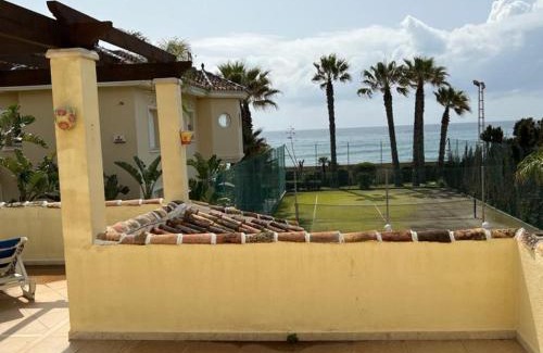 Urbanizacion Marbessa Villa | Beautiful villa 2 steps from the BEACH