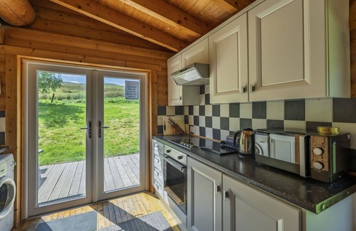 Spittal of Glenshee House | Beautiful villa for 4 people with WIFI, hot tub